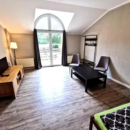 Monteurzimmer Am Bahnhof - 3 Grosse Appartement
