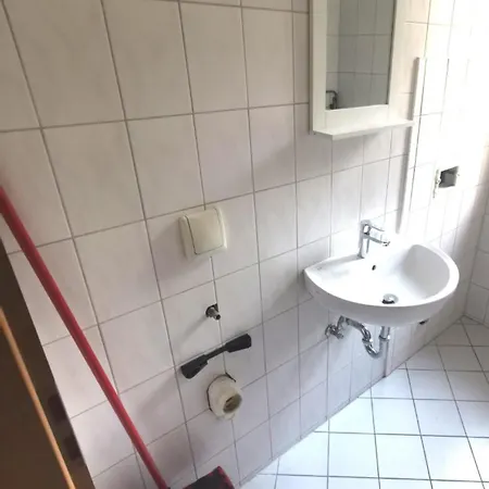 Monteurzimmer Am Bahnhof - 3 Grosse Appartement Biesenthal