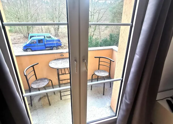 Monteurzimmer Am Bahnhof - 3 Grosse شقة *